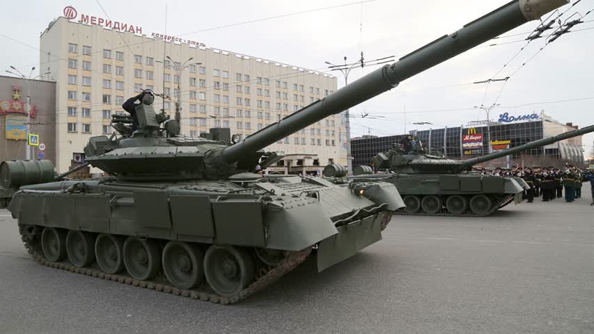 Фото - Минобороны передали партию танков Т-80БВМ