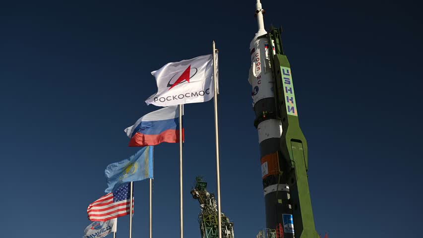 Фото - «Роскосмос» сообщил о прибытии представителей NASA на Байконур