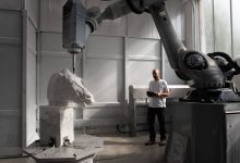 Фото - Британский робот вырезал из мрамора точную копию скульптуры из Парфенона