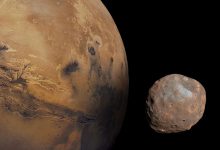 Фото - Ученые заметили, что Марс разрывает свой крупнейший спутник Фобос